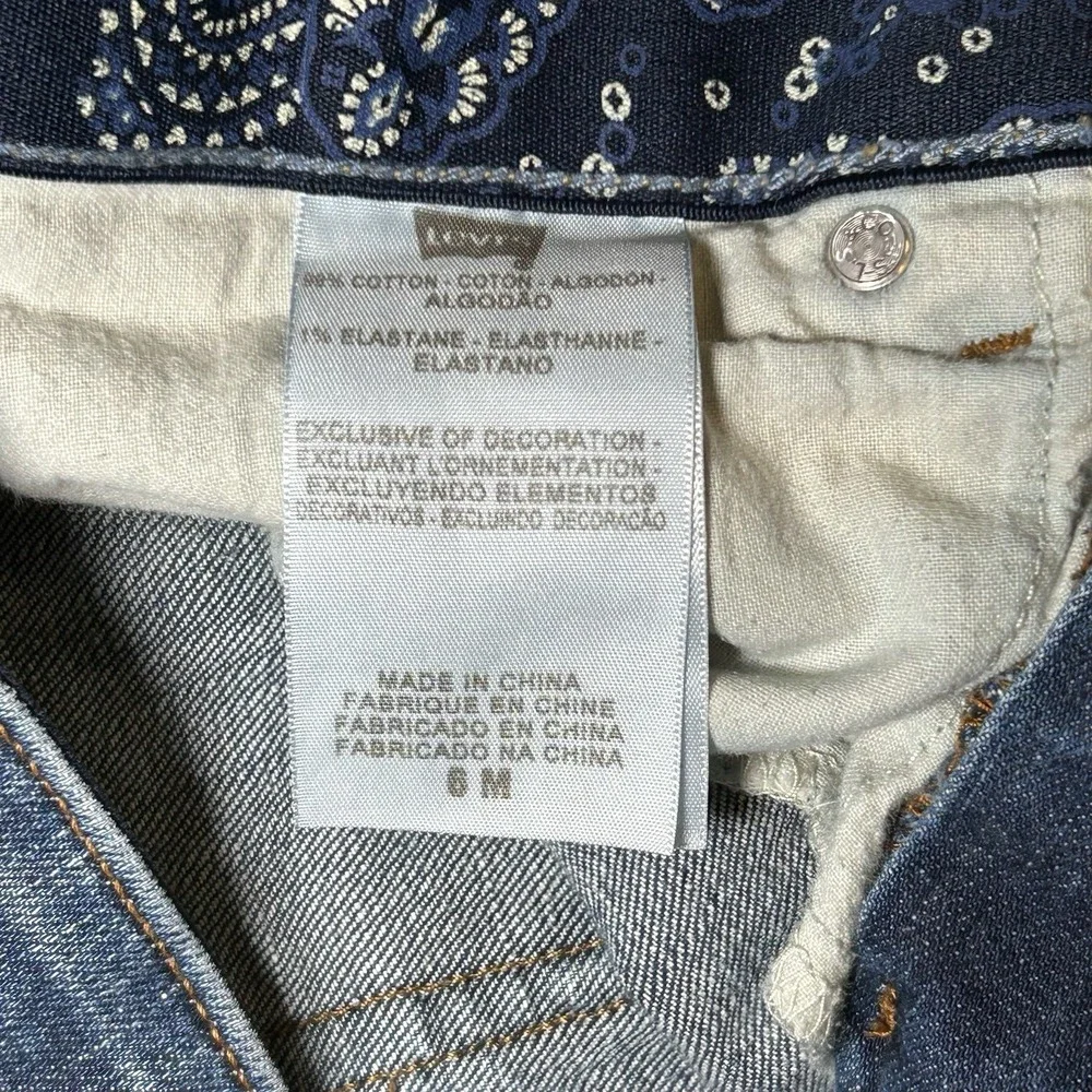 Levis 525 Womens Size 6M Blue Denim Jeans Bootcut With Back Button Pockets - Picture 8 of 8